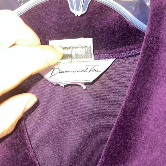 Diamond Tea Vintage Womens Robe Size Small Purple Velour Half Zip Long Sleeves - Picture 6 of 9
